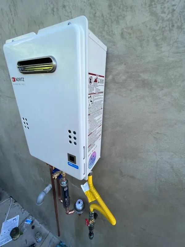 Tankless water heater installation for Crockett homes